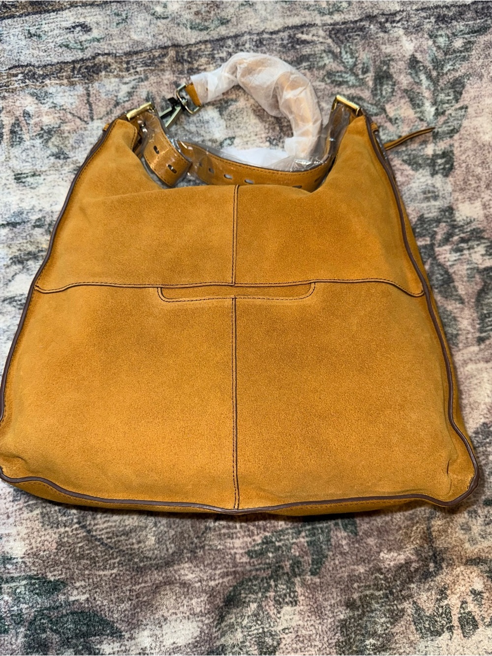NWT Hobo Marley bag in Harvest Suede - Picture 11 of 16